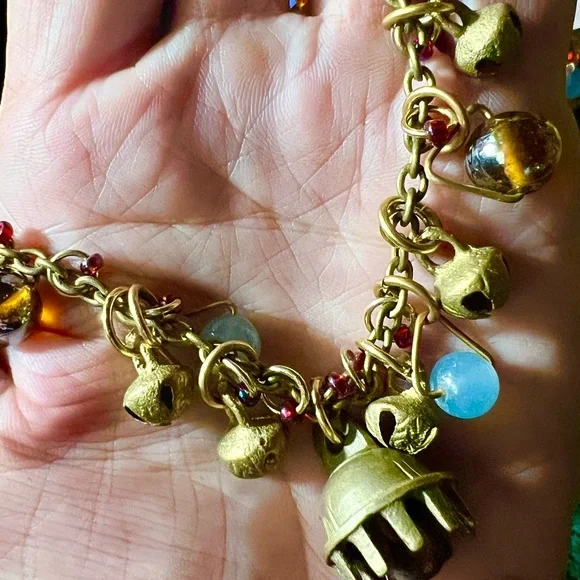 Belly Dancer’s Bracelet and Necklace Set - Picture 7 of 7